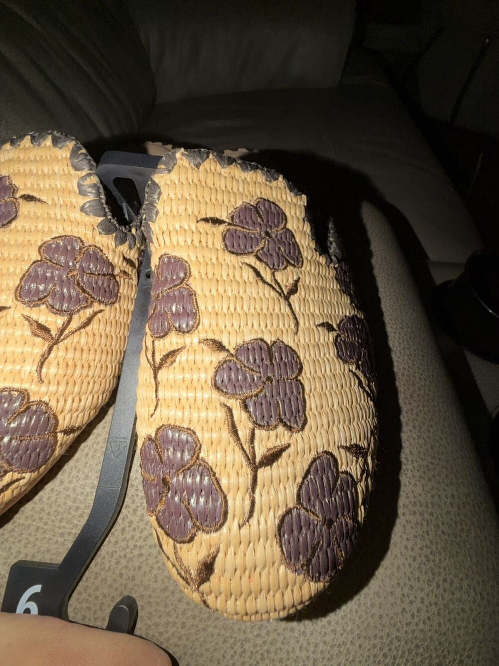Time and Tru Woven Straw Floral Embroidered Slide Sandals Size 9